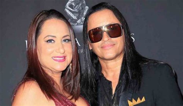 Elvis Crespo Reunites With Ex-Wife