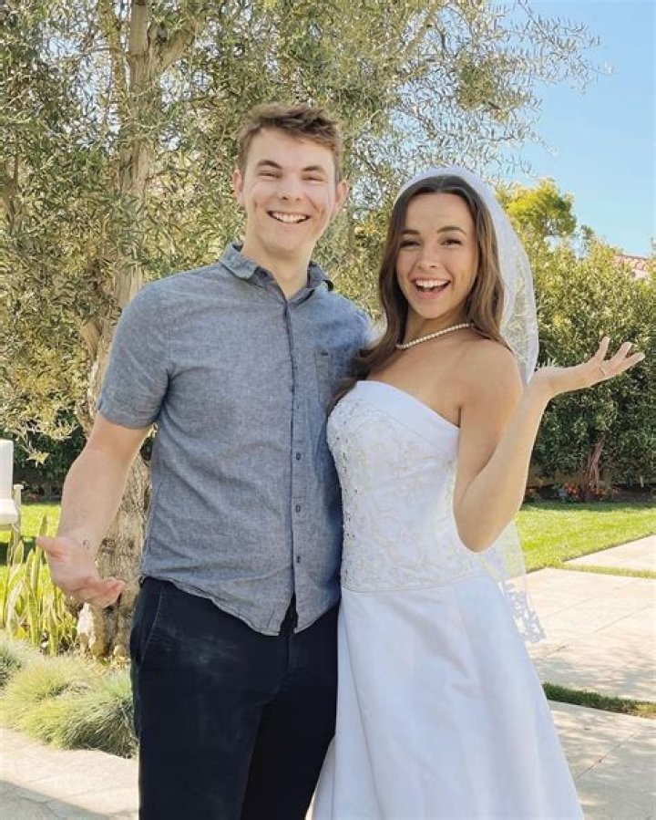 Pierson Wodzynski's Life, Family, And Fortune