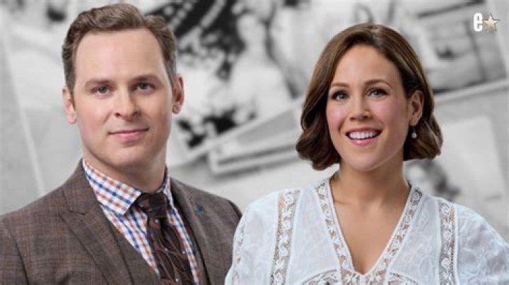 Unveiling The Secrets Of Erin Krakow's Alluring Physique